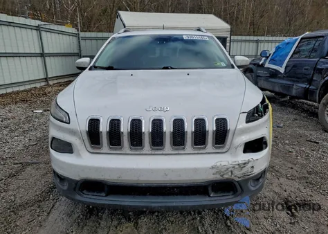2017 Jeep Cherokee Latitude z USA, uszkodzony, nr VIN 1C4PJMCS5HD228144